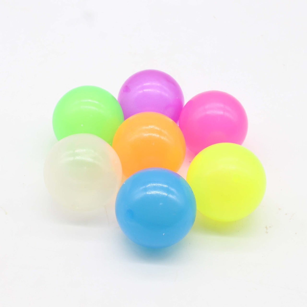 Stickyballs™ - Play with sticky balls! - Sticky play balls